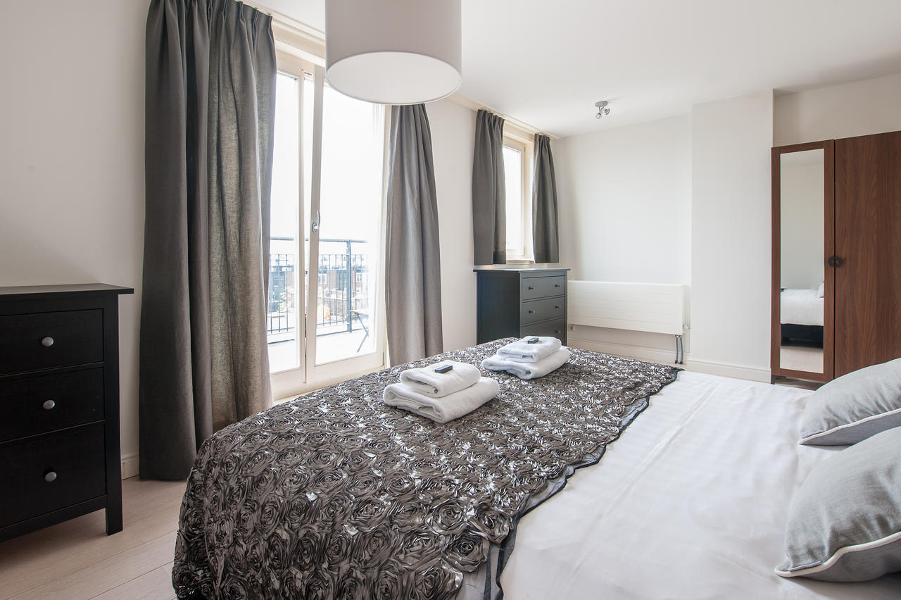 Short Stay Group Dapper Market Serviced Apartments Амстердам Экстерьер фото
