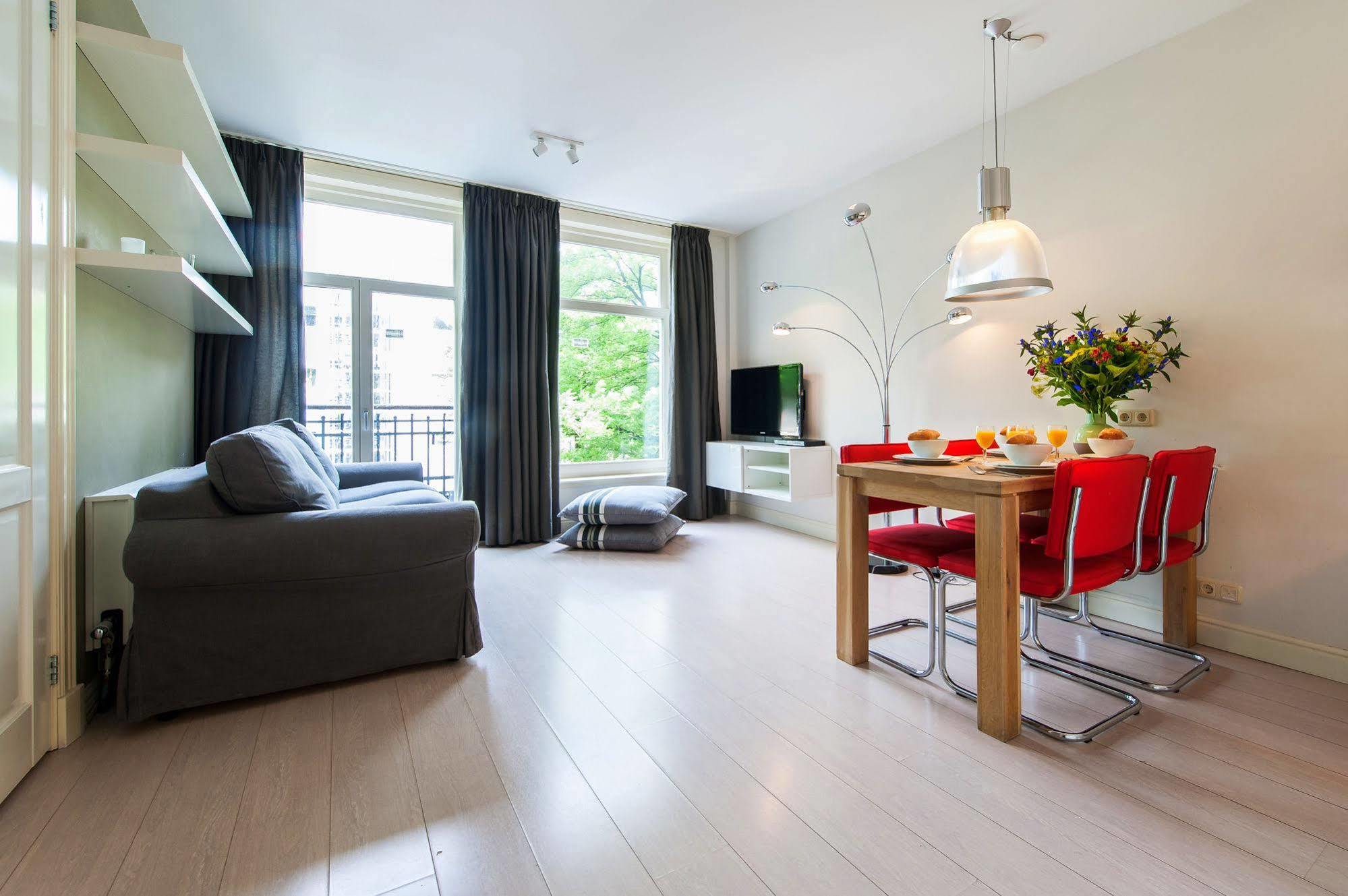 Short Stay Group Dapper Market Serviced Apartments Амстердам Экстерьер фото